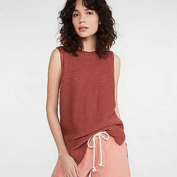 Lou & Grey Tops - 🌷Lou & Grey rust red top